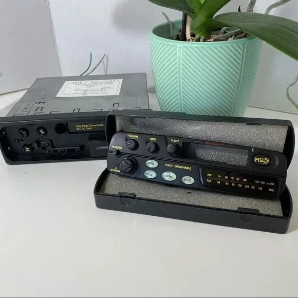 JDL detachable car radio system, $345 NIB #1307 Lighted Brand New - Picture 1 of 10